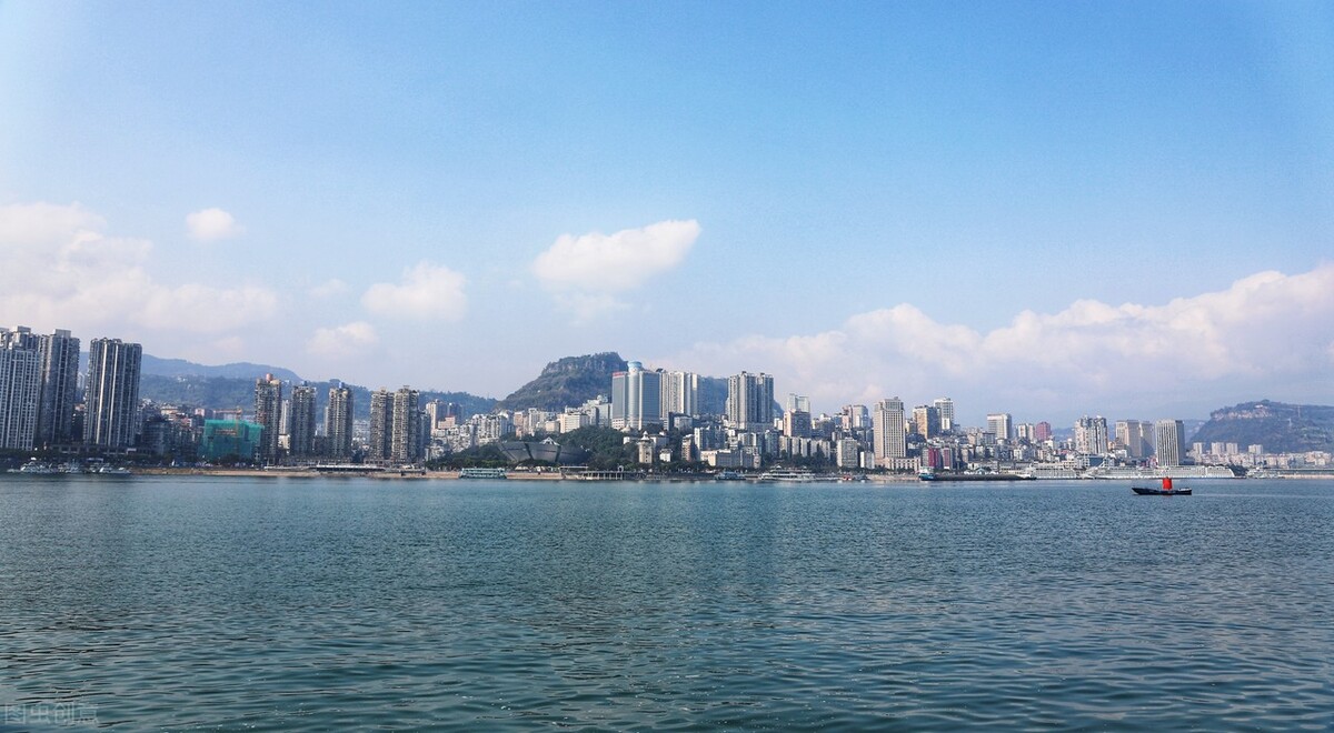 从宜宾到上海，跟着古诗词领略长江沿岸大好河山