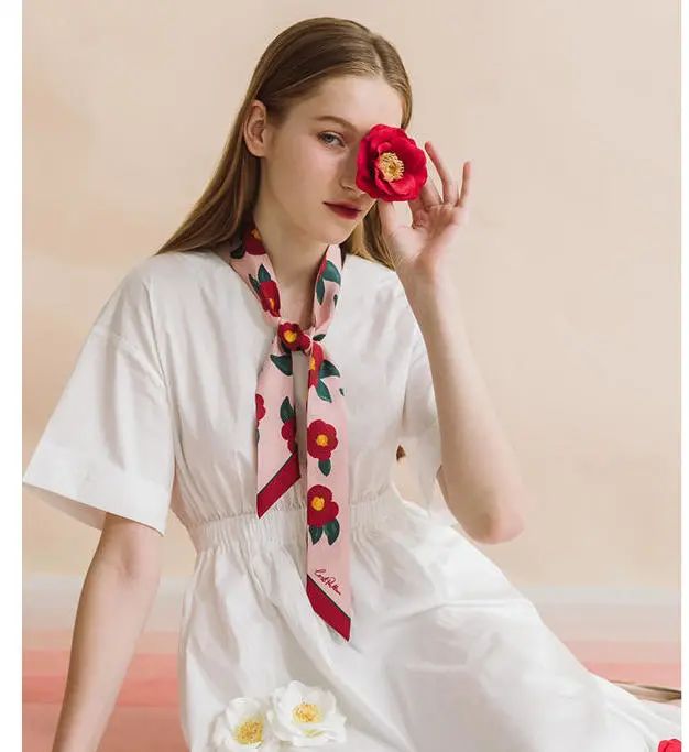 牛仔外套适合春天穿吗,春天必备牛仔外套