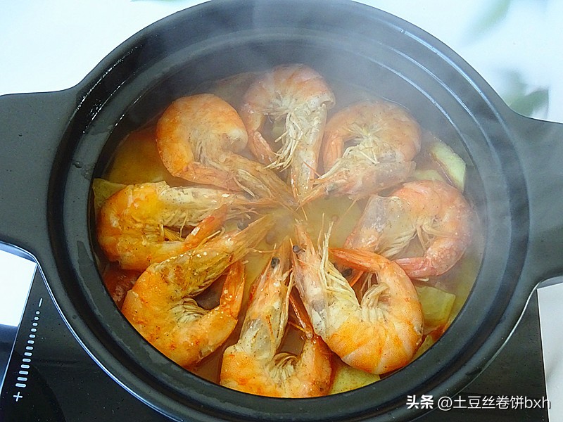 小炖虾怎么做才好吃,白菜炖虾做法教程