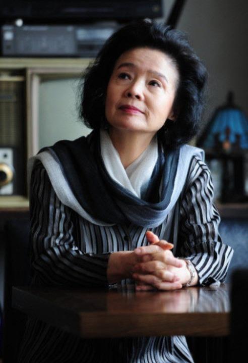 6大红极一时的韩国老牌女星，后来都怎么样了？