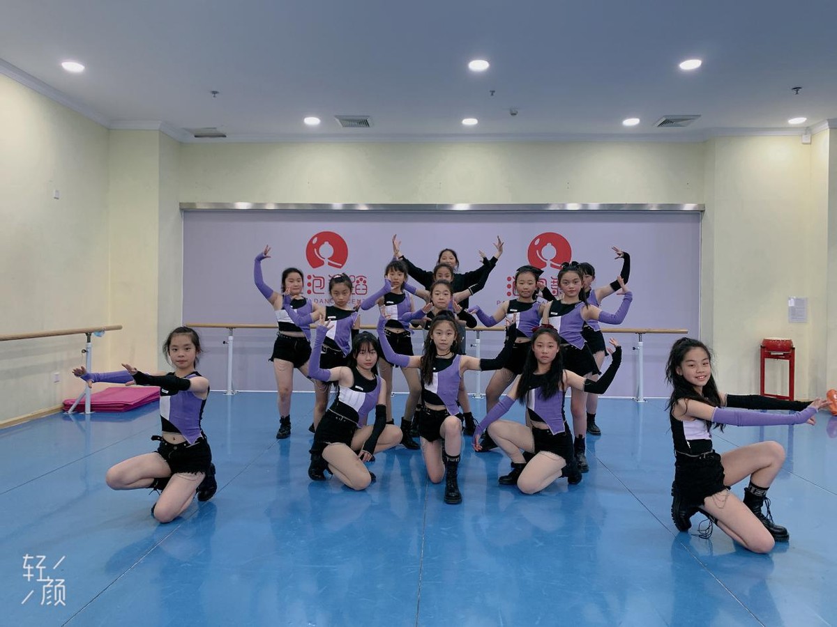 爵士舞需要注意的七个基本功,酷飒爵士舞