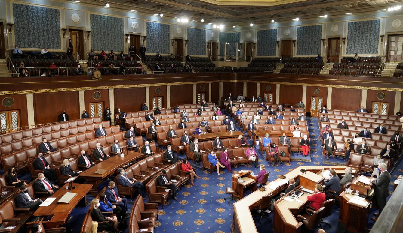 截至今日中国还持有多少美债,抛售2500亿美元美债有什么影响