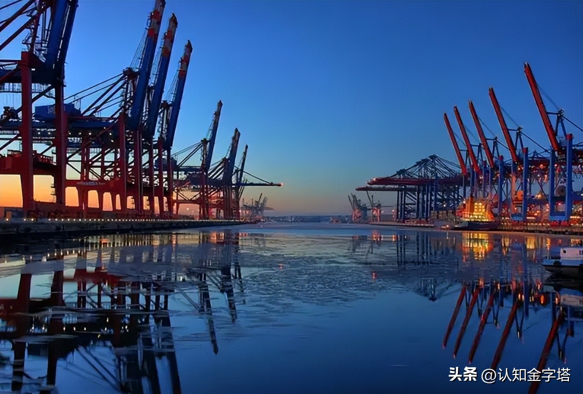 中国最大自动化港口惊艳全球,中国第一个智能化港口
