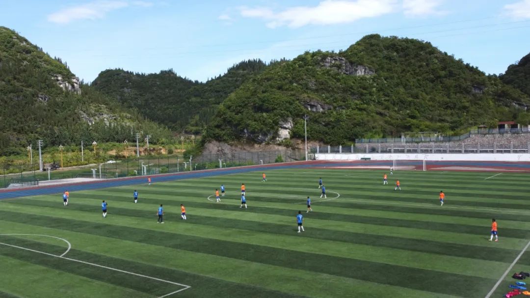 为爱黔行爱心大使,为爱黔行吴建林简历