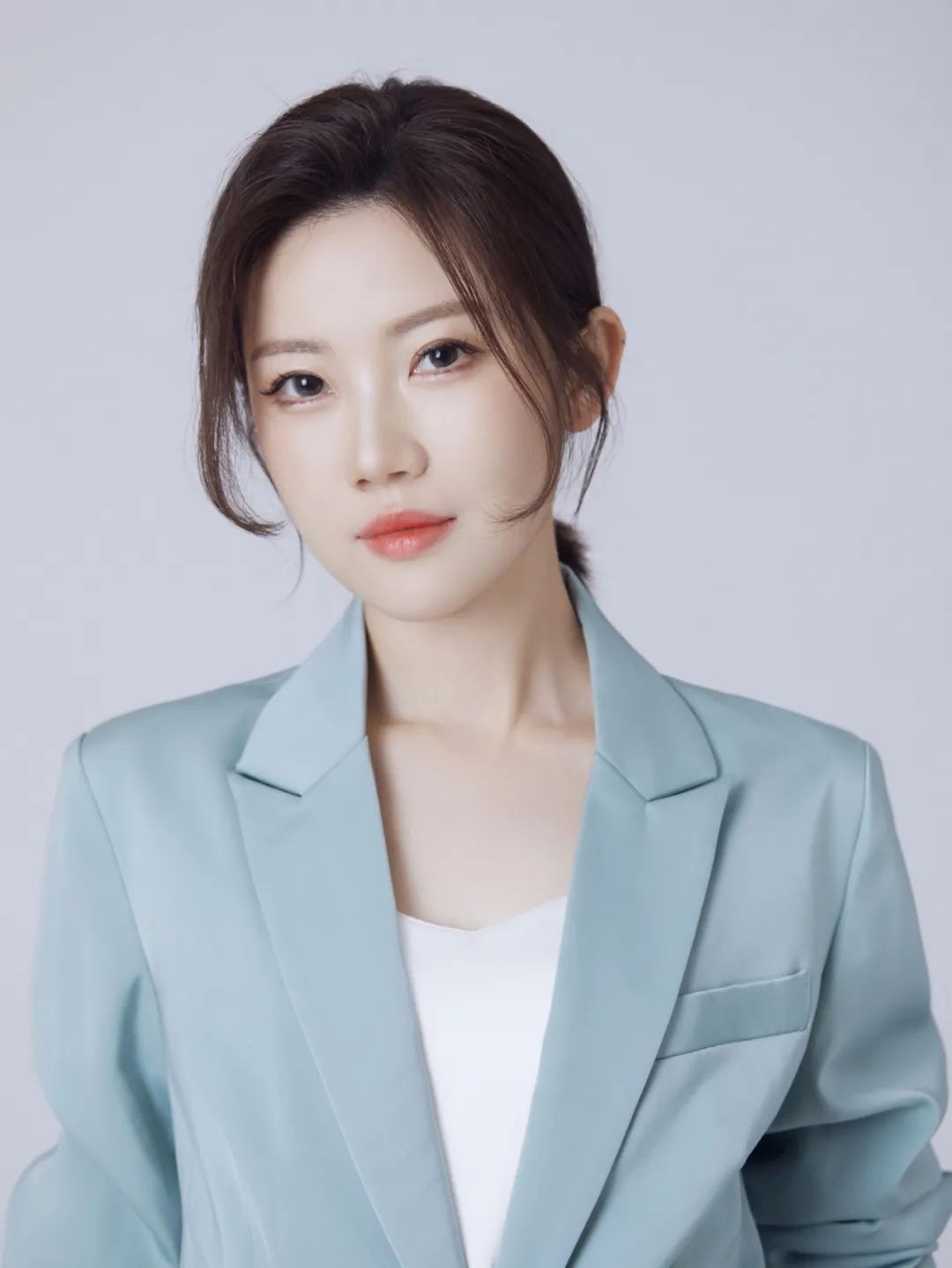 浙江三联胡小雨照片,三联教育胡小雨