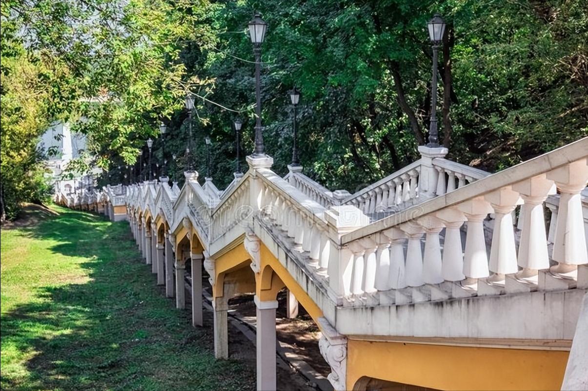 离婚后居住权纠纷怎么解决,居住权的法律效力有哪些