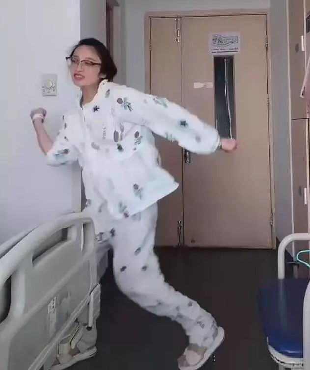 陆毅老婆二胎41周催产，蹦跳打针后胎心只有80……