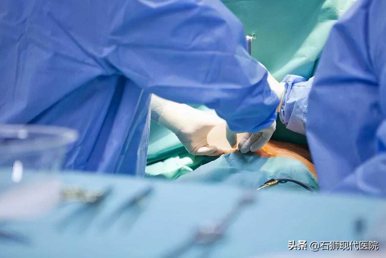 屁股附近总长疮是怎么回事,屁股反复长脓疱疮怎么办