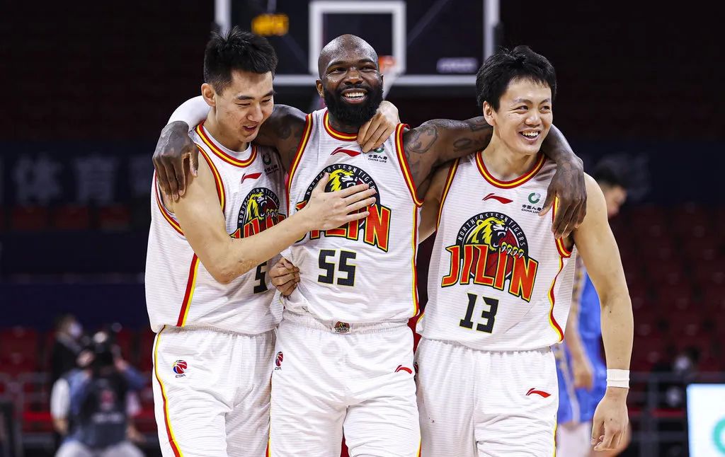 cba季后赛吉林vs广厦,cba首钢逆转上海全场纪录