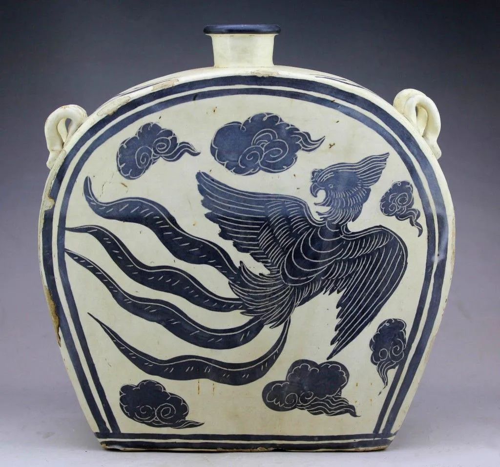 催旺财运-金元磁州窑白地黑彩绘“招财利市”纹梅瓶图像研析