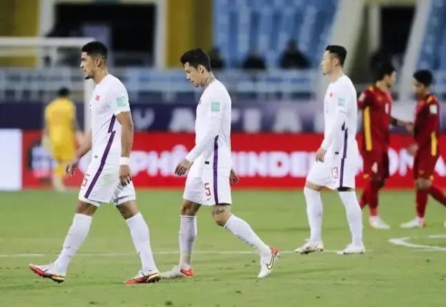 中国女足最心酸的一场比赛,女足为中国男足胜利欢呼