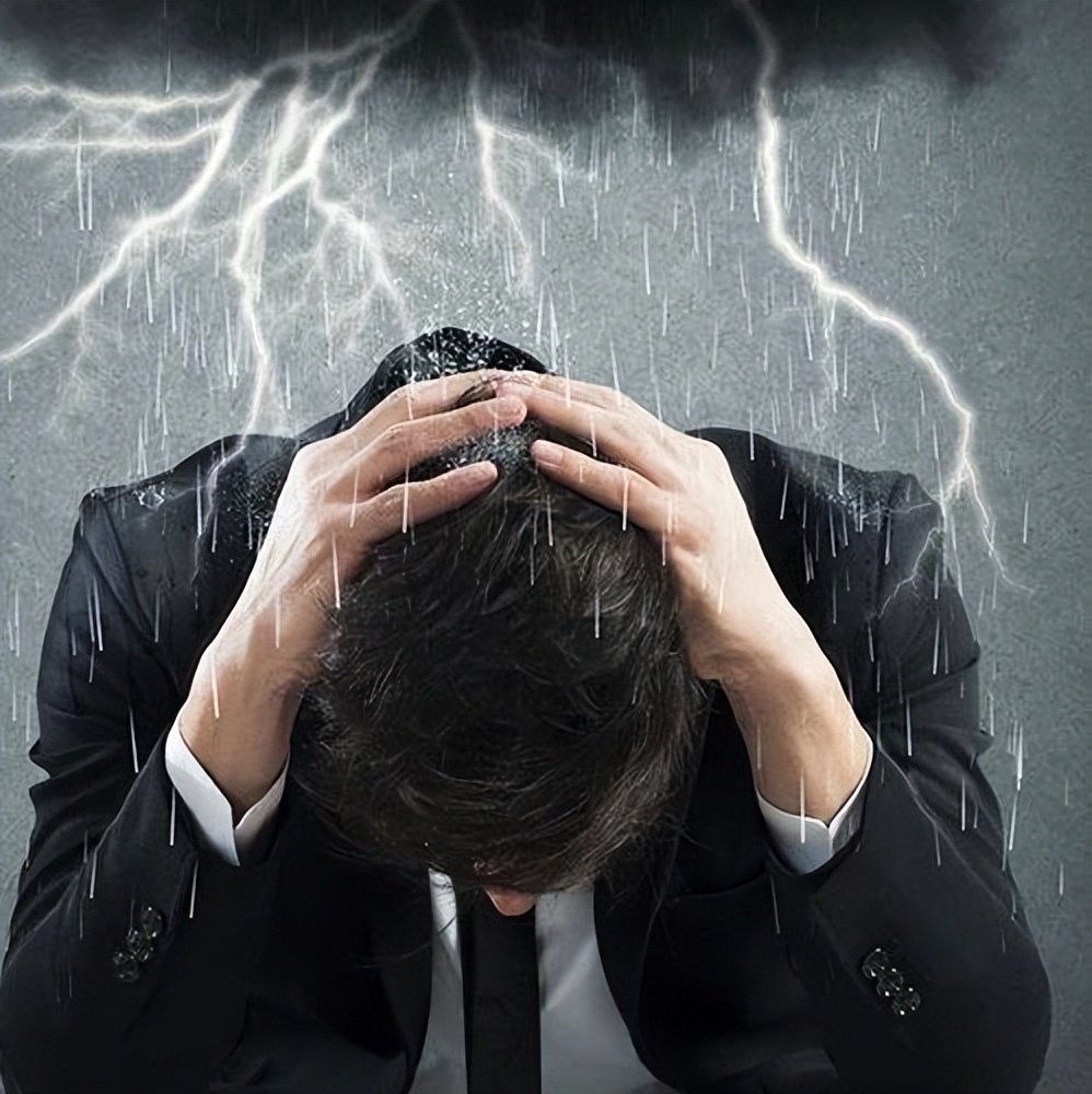 教师是软柿子,教师之间勾心斗角特别多