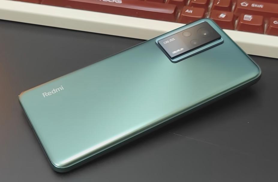 oppo跟vivo哪款手机性价比更高,oppo和vivo手机哪个手机性价比高