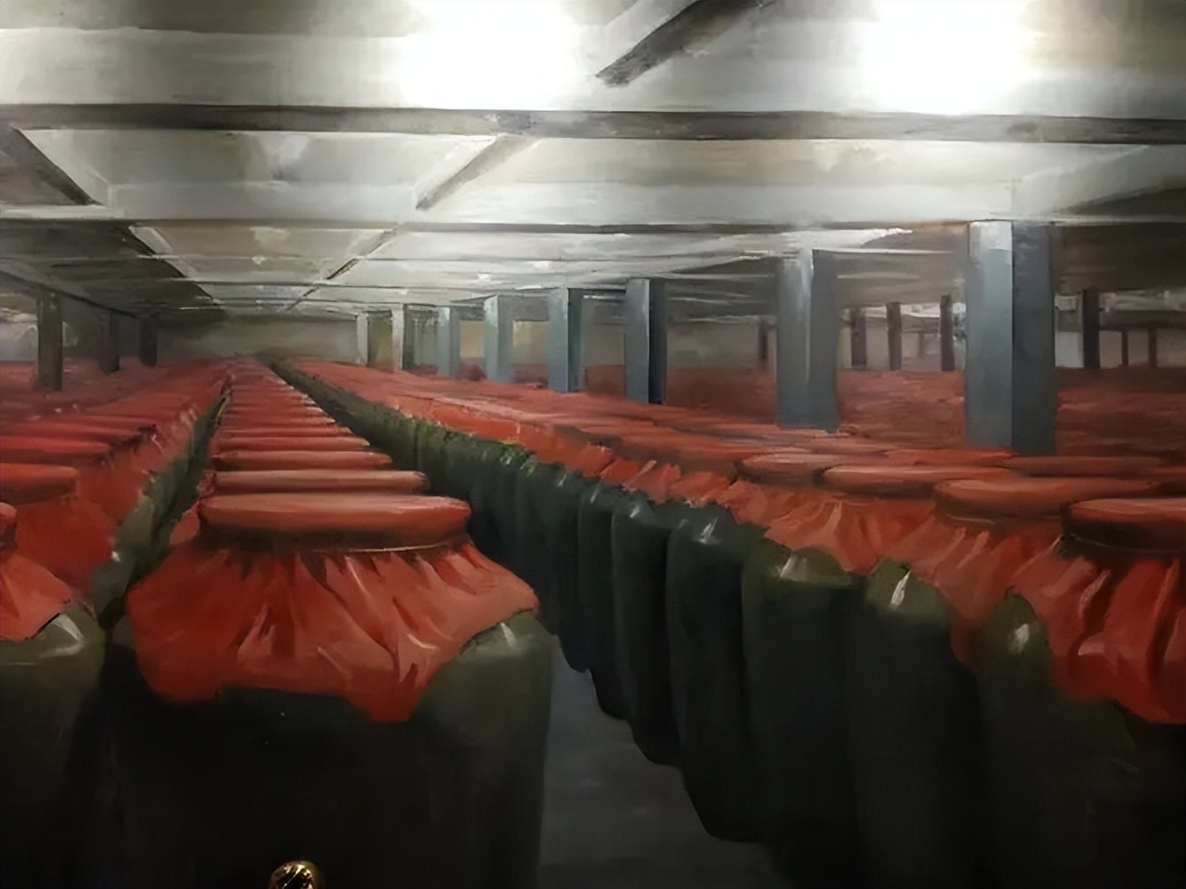 97年香港回归2斤装赖茅价格,97年赖茅香港回归特制多少钱一瓶