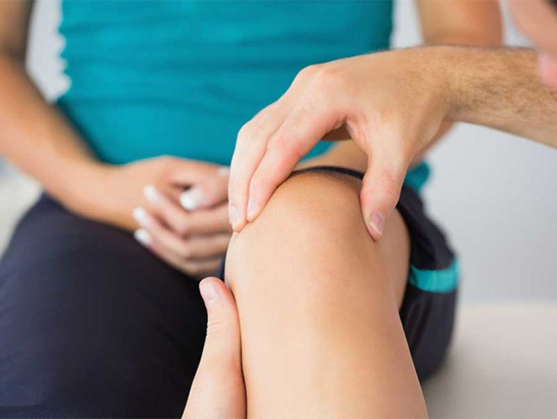 做完膝盖半月板手术一年后嘎吱响,膝关节半月板手术后响是怎么回事