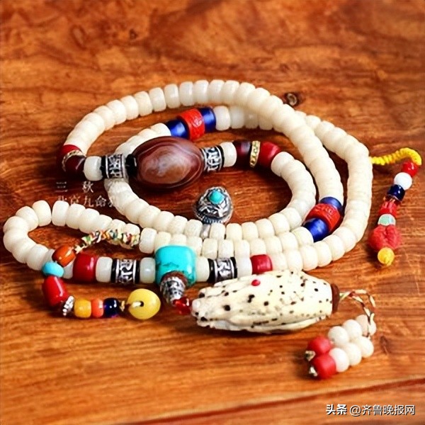 文玩手串哪种盘出来好看,文玩手串108搭配什么好看