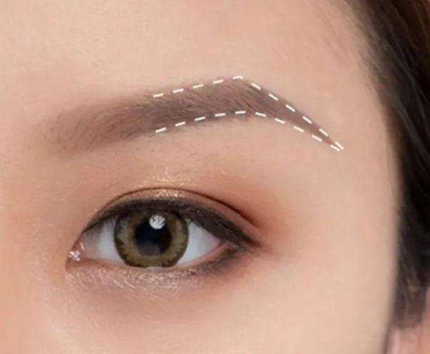 方脸年轻时显老老了却很显年轻,方脸为什么年龄越大越好看