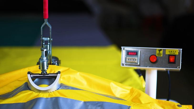 不怕风雨的雨衣,迎接风雨有底气才无所畏惧