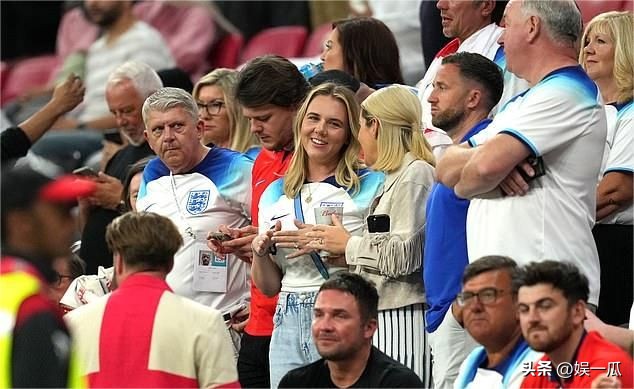 英格兰太太团2006,18年世界杯英格兰太太团