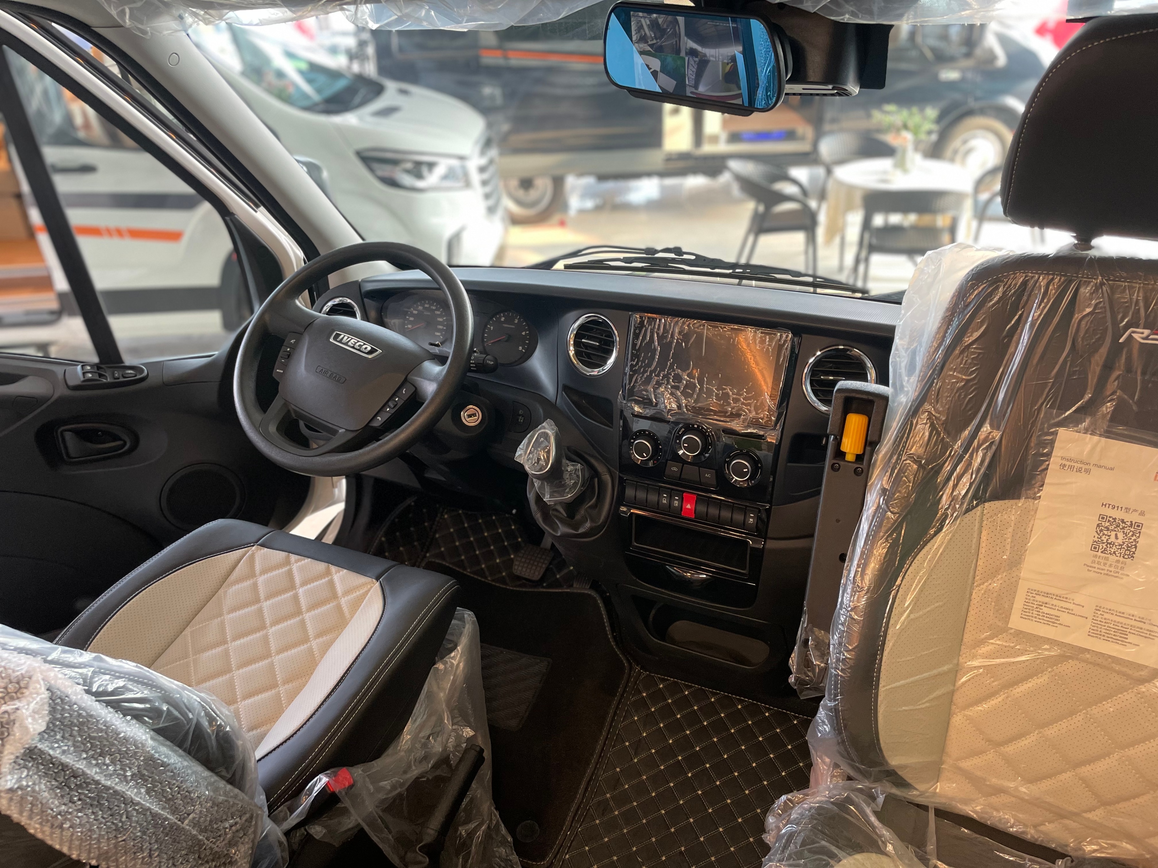 奇瑞瑞弗t800房车价格,出租型b型上下独立床房车