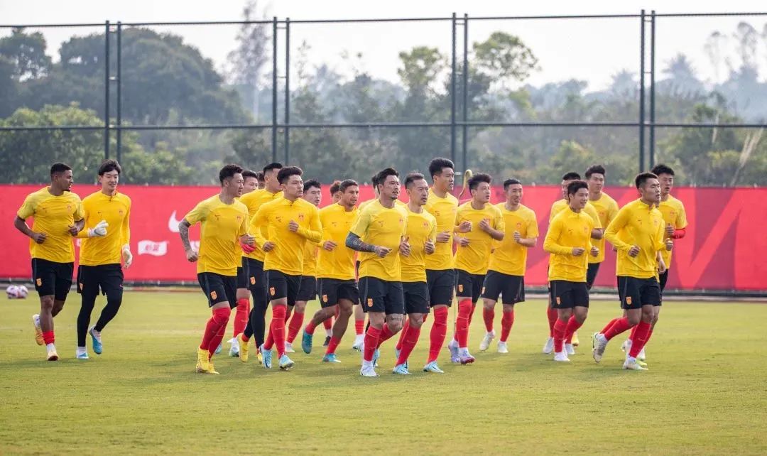 国足亚洲杯朱辰杰,世预赛12强赛国足朱辰杰