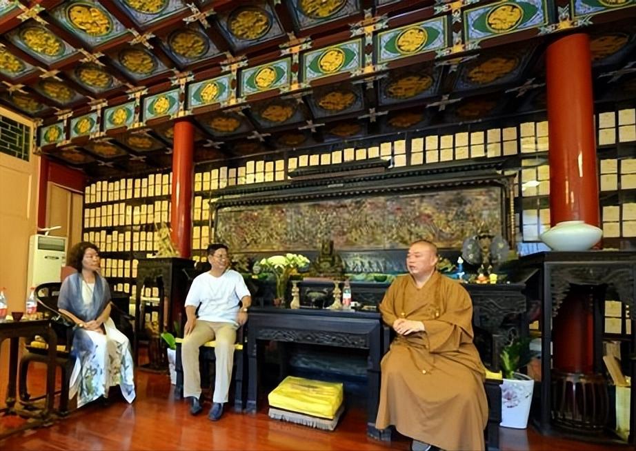 少林寺释永信袈裟,少林寺方丈释永信的袈裟有多值钱