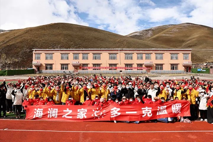 波司登羽绒服门店活动,广州波司登羽绒服官方旗舰店