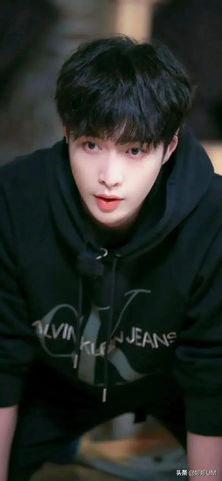 永恒闪耀特利迦超帅壁纸,索隆超帅壁纸高清无水印