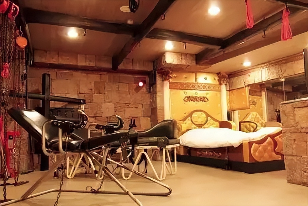 情侣酒店必须做的几件事,情侣酒店简单拍照姿势