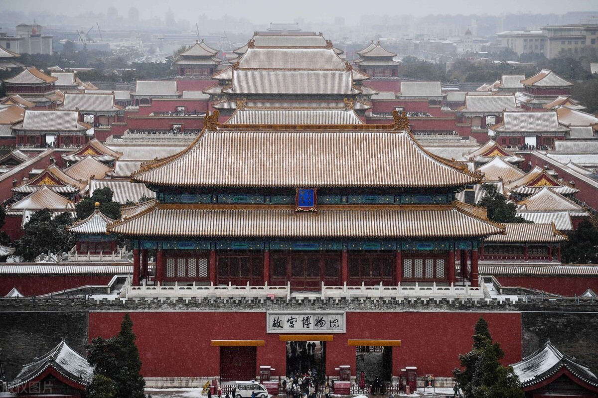 故宫博物院招聘难吗,故宫博物院招聘事业编制年薪18万