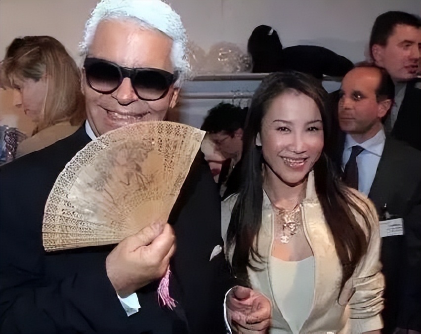 李玟千禧之年,李玟的人生有多坎坷不平衡