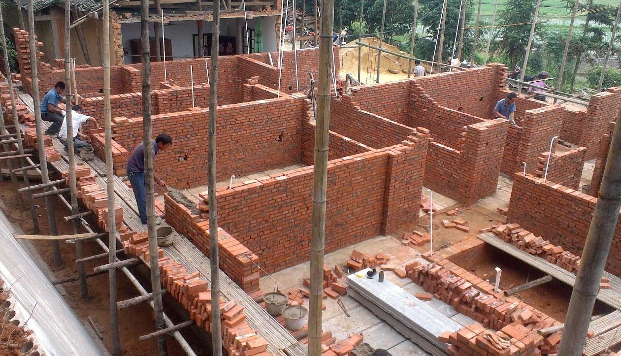 水泥的寿命到期后房子会怎样,水泥到期后会倒塌吗