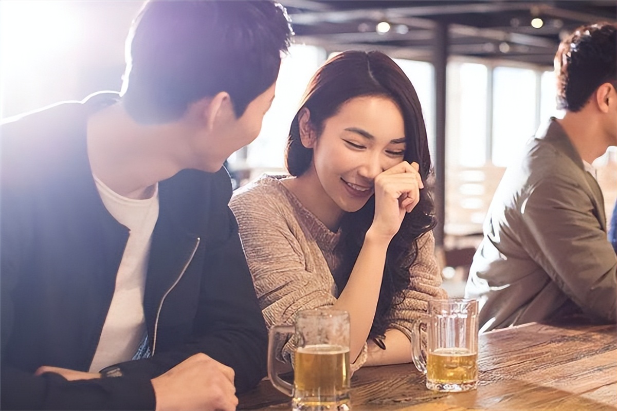 身边异性朋友太少，2个方法教你迅速找到女朋友