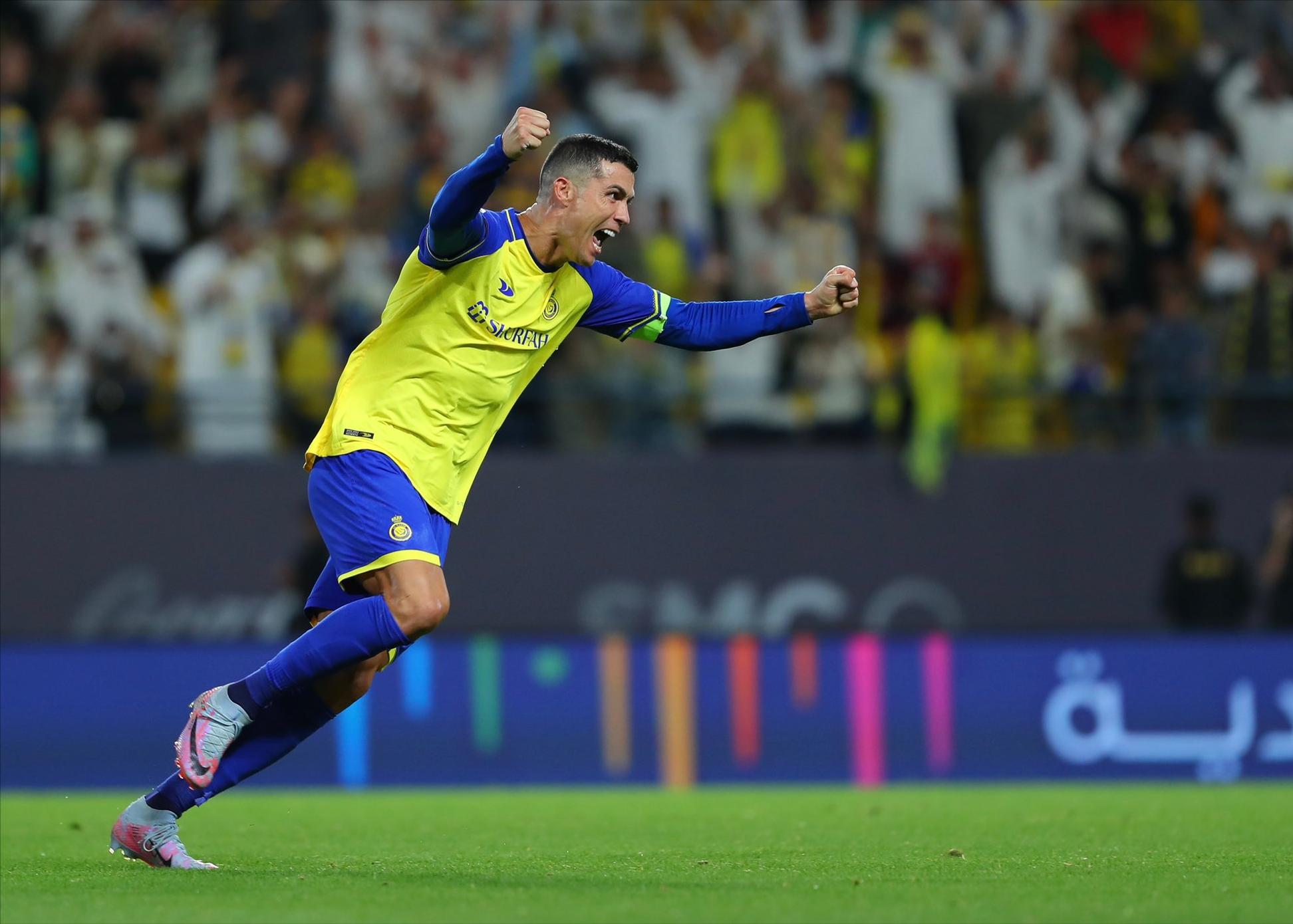 c罗欧冠绝杀多特蒙德名场面,c罗欧冠半决赛绝杀曼城