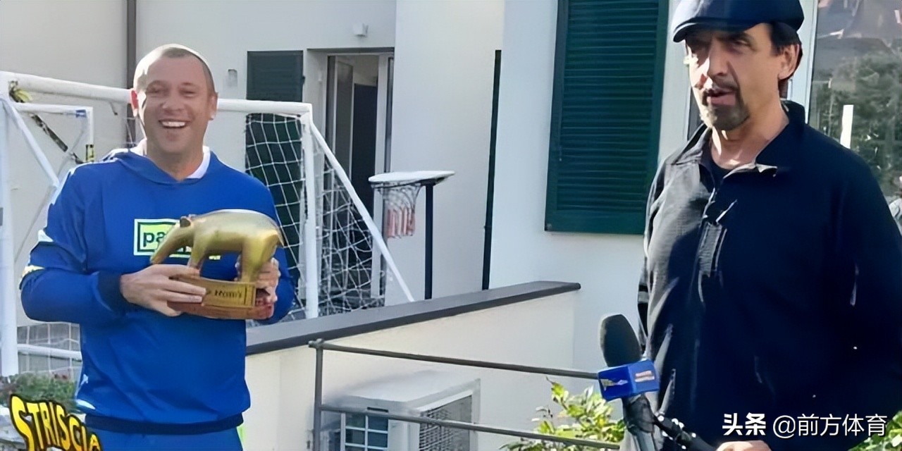 足坛十大搞笑比赛,曼奇尼夺得欧洲杯