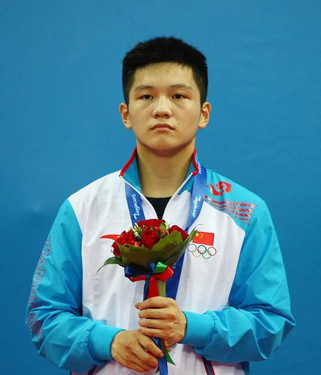 国乒马龙樊振东,樊振东国乒一哥