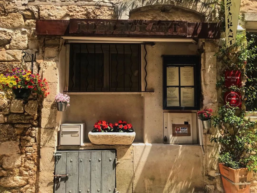 春夏适合去的景点,春夏秋冬的代表景点