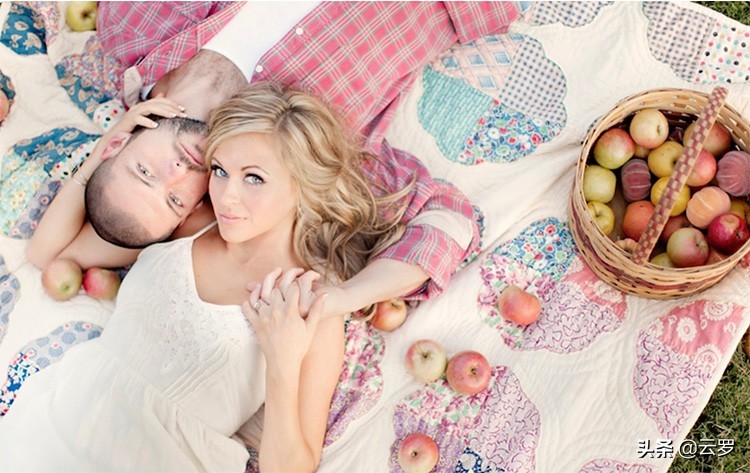 一学就会的情侣秀恩爱拍照技巧,情侣拍照姿势不重样