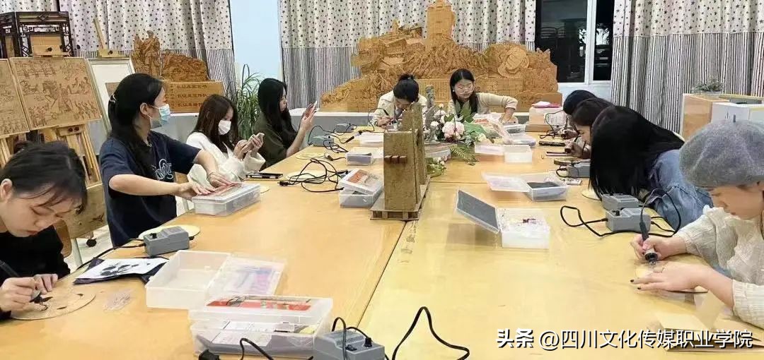 四川文化传媒职业学院是单招吗,四川文化传媒职业学院报名时间表