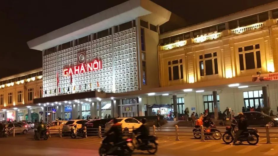 19岁小沫在越南:体验当富婆,中举做“举人”,不寻常的留学路