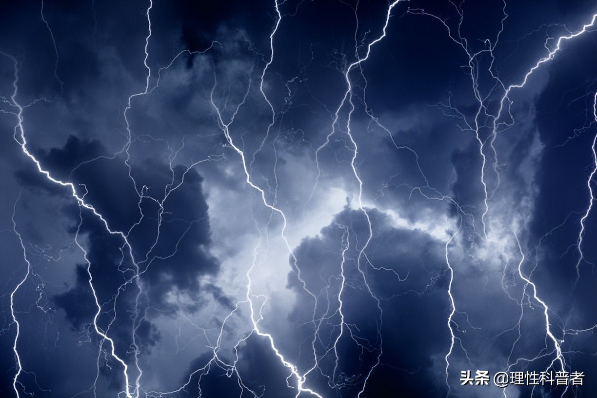 树根形闪电,大自然神奇球状闪电