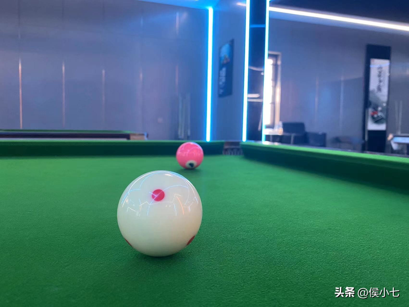 台球偏角度球怎么打,台球反角度是什么意思