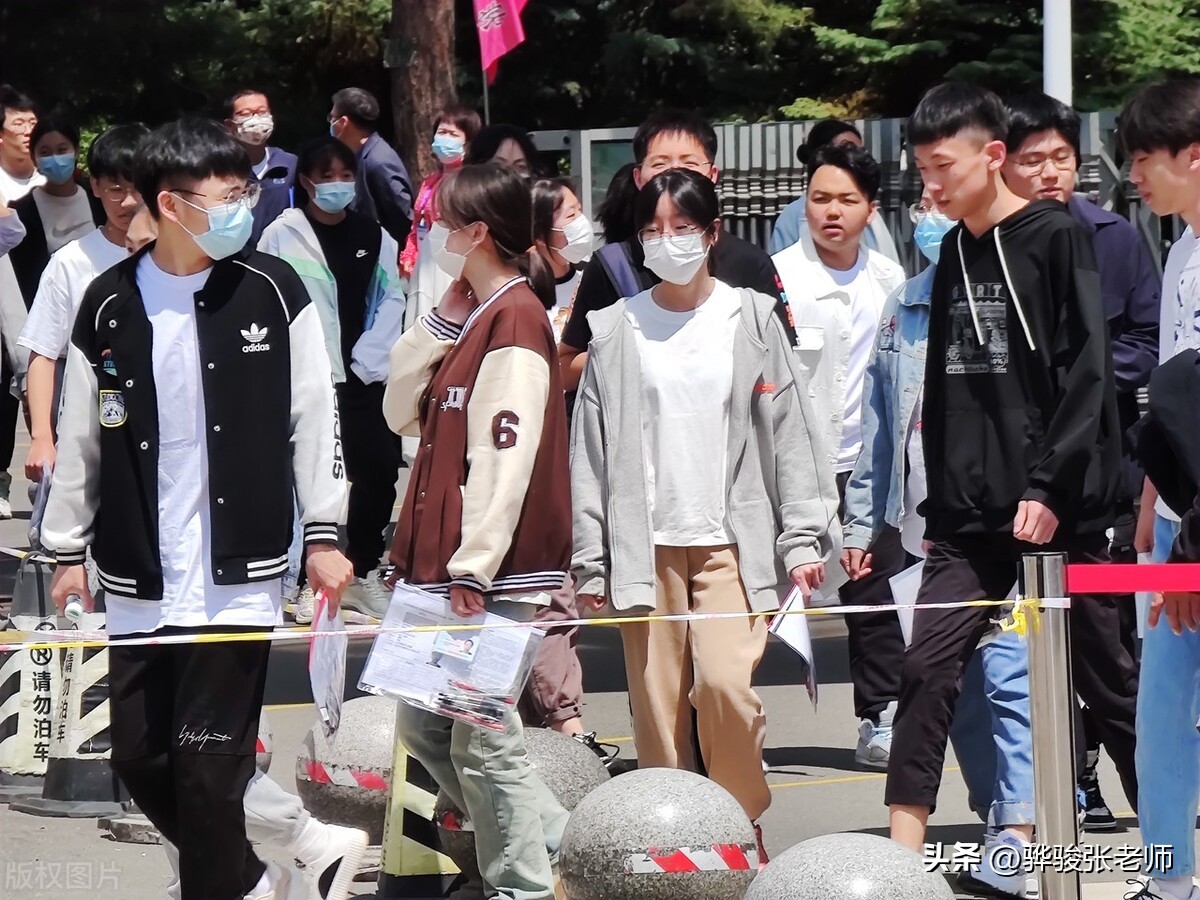 高考什么专业好？疫情三年看清楚了，这10大专业或将火爆