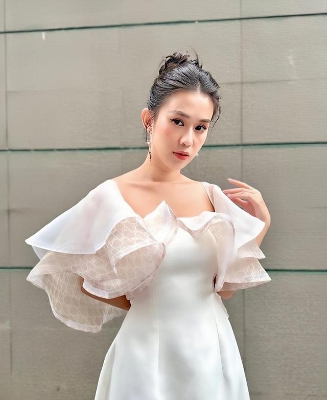 越南最火爆的网红,越南最漂亮的十大美女