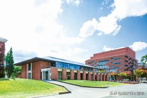 日本九州私立大学,日本西九州大学