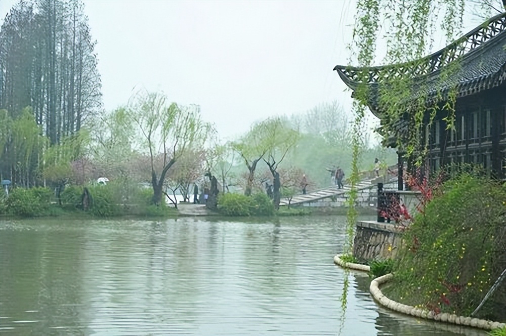 缇庢櫙璇楄瘝娆h祻,缇庢櫙璇楄瘝鍥涘瓧