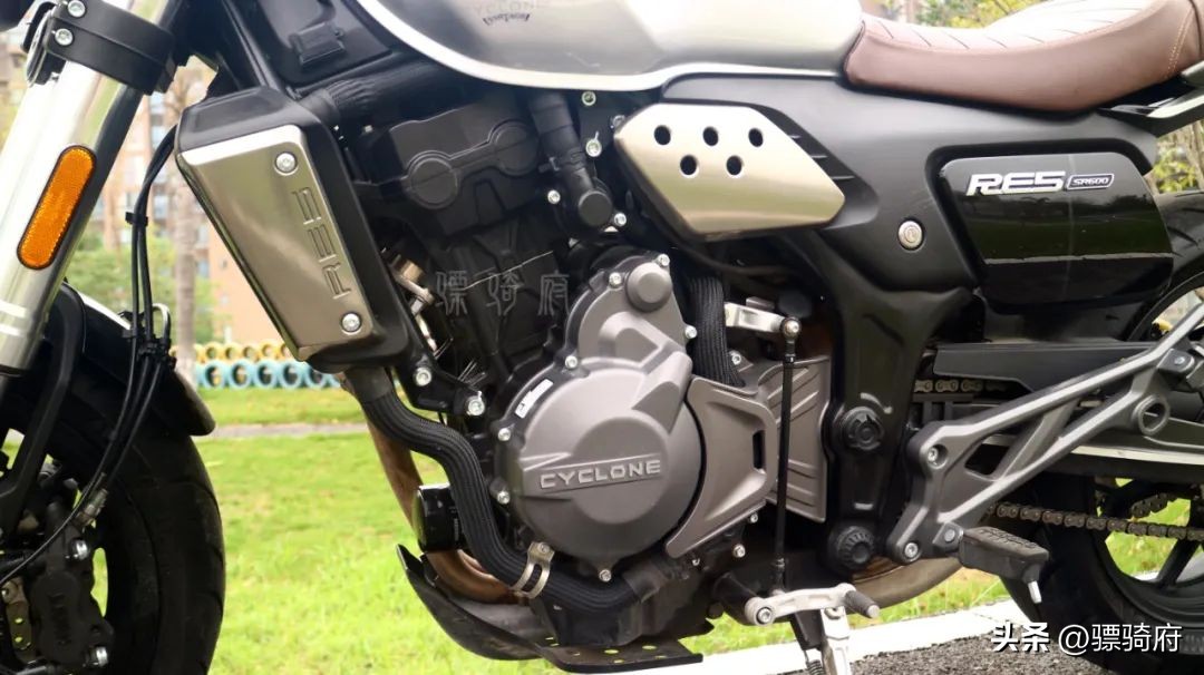 排量即是王道的下一句是什么,排量大真的可以为所欲为