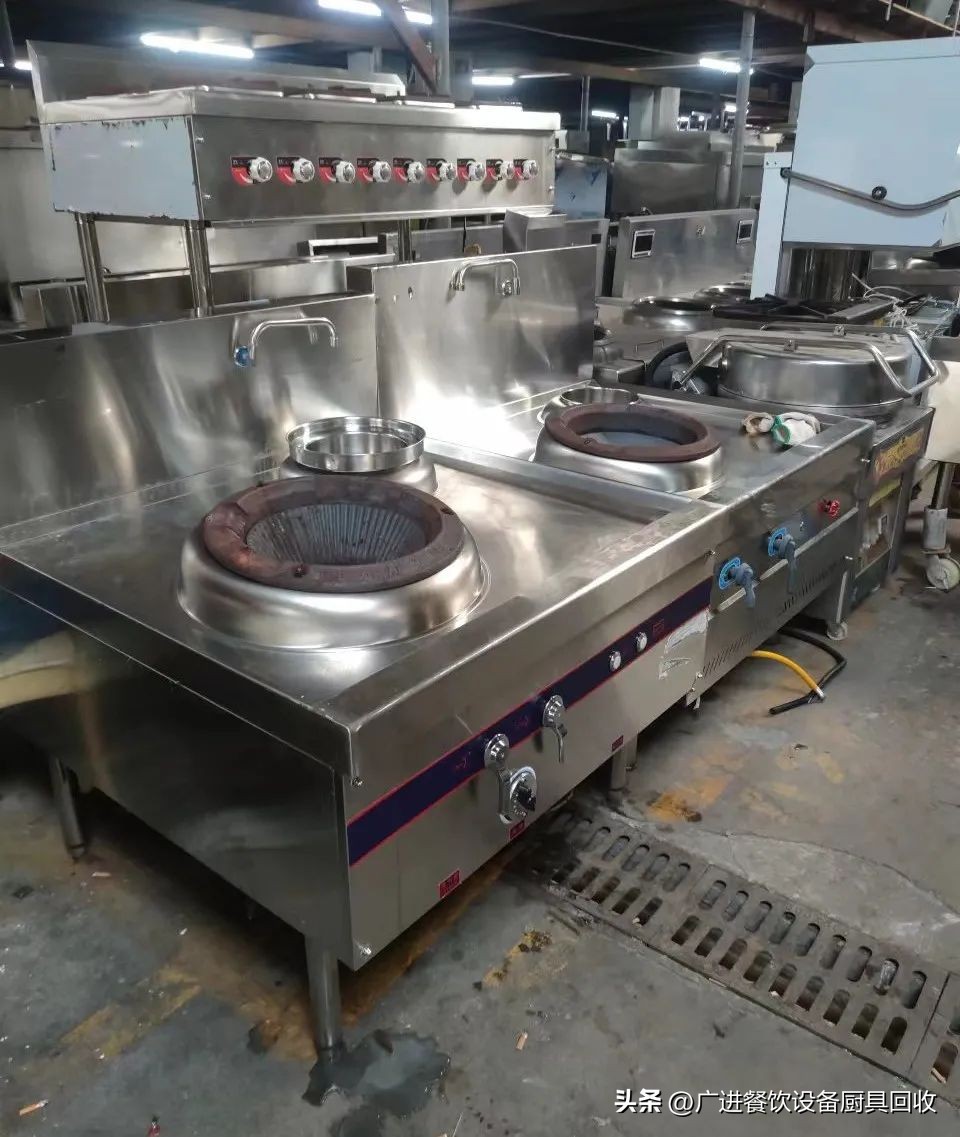 如何购买餐饮二手厨具,二手厨具餐饮设备应该怎样做