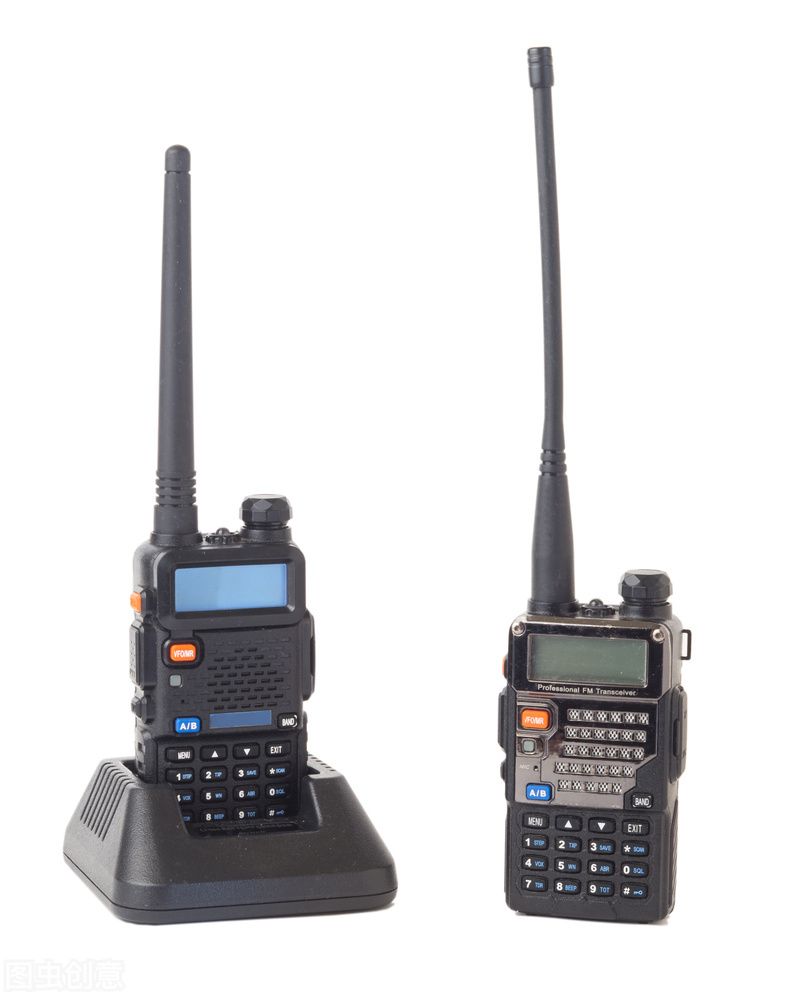 国际足联或引进对讲机，教练和球员及时通讯，越来越像实况足球