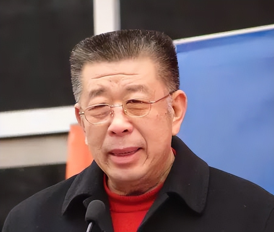 穷小子逆袭变亿万富翁后的故事,穷小子逆袭竟然成为亿万富翁